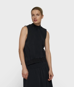 SMOCKED TOP DARK CHARCOAL